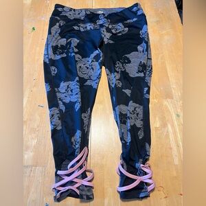 Maurice’s athletic floral leggings Plus size